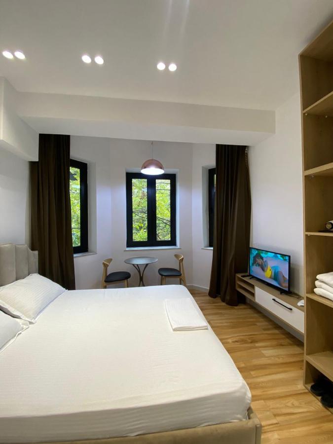 Luxury Apartments Blloku Tirana Exteriör bild